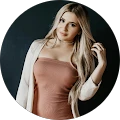 GlammedByEz – Google reviewer Google profile photo for GlammedByEz